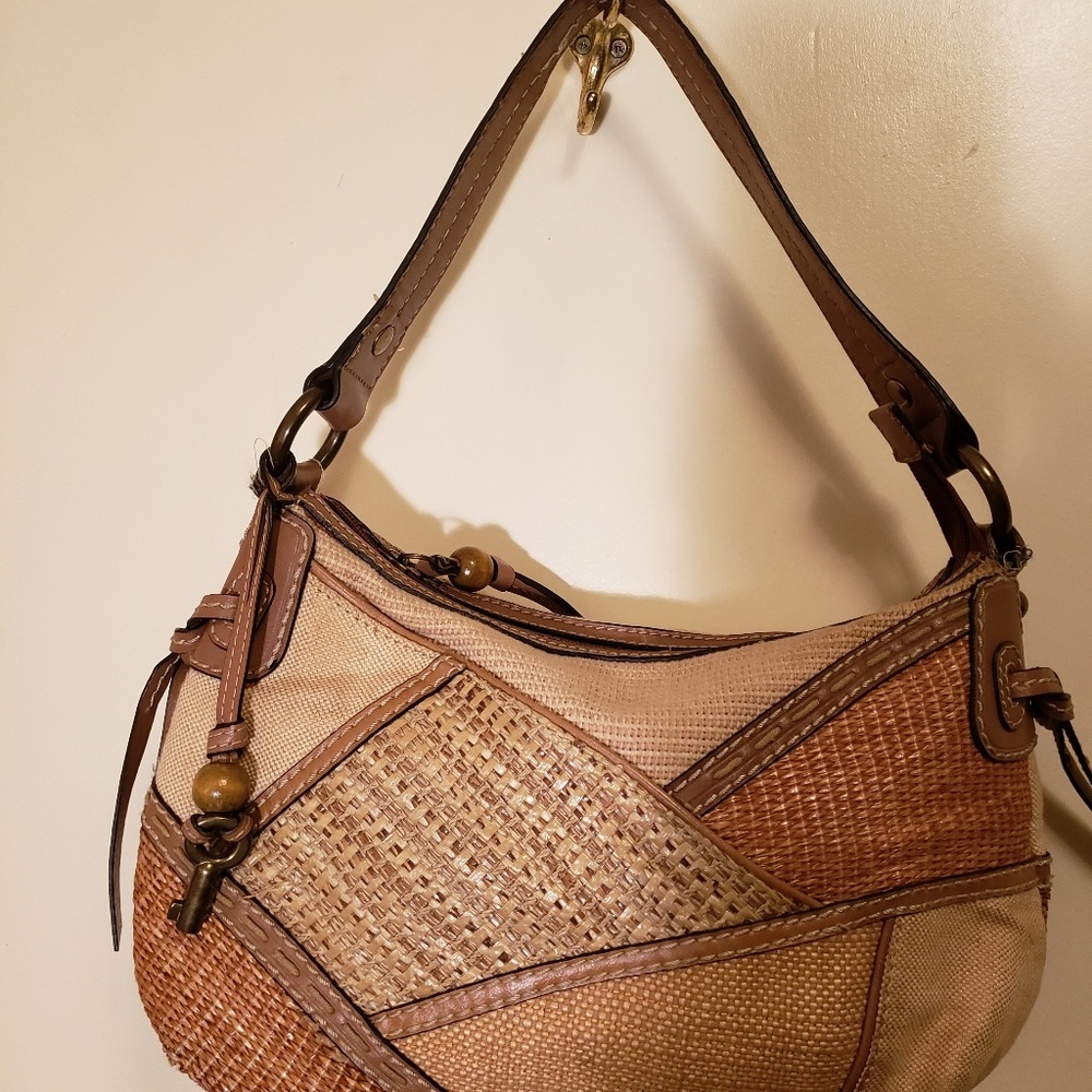 Fossil hand bag